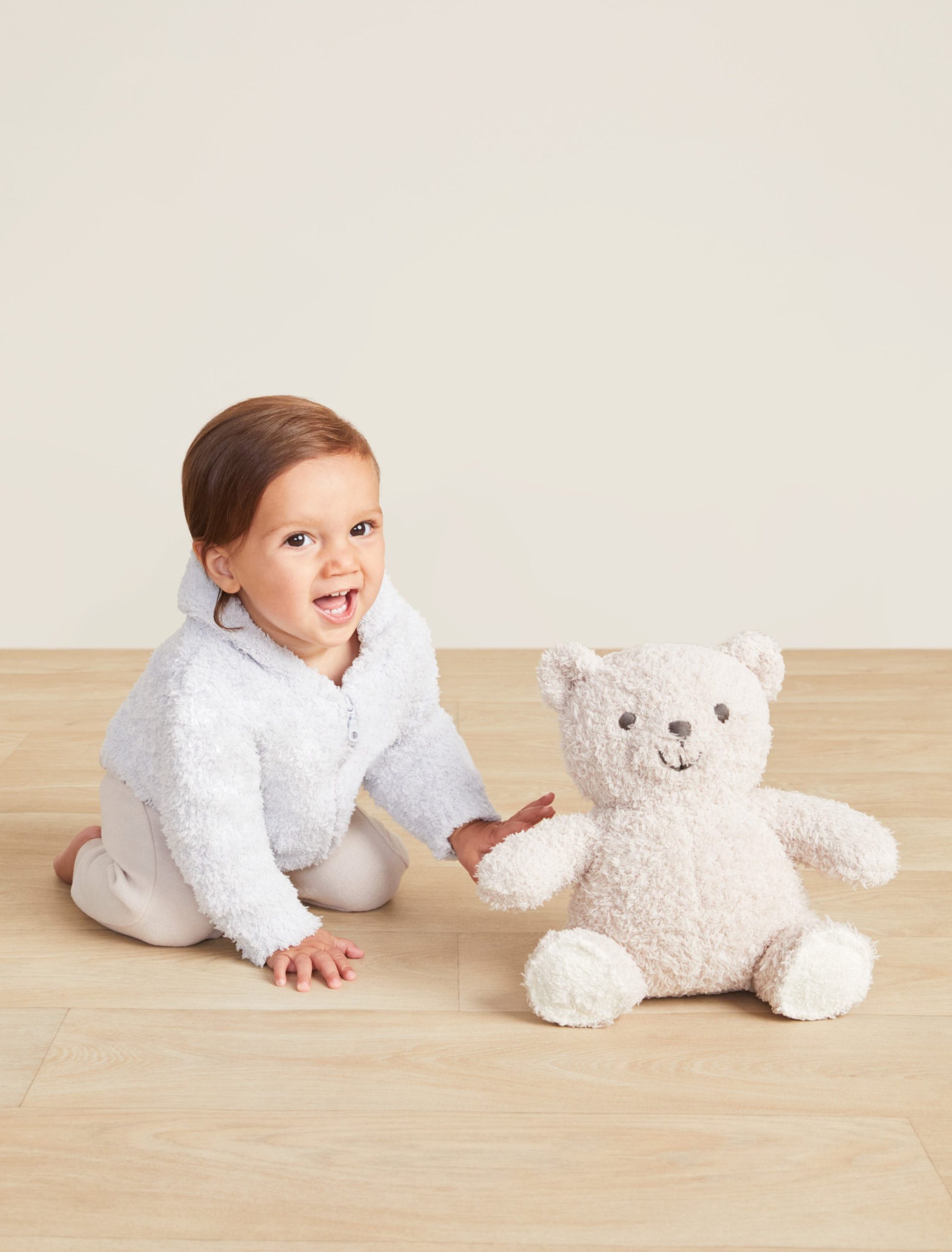 BDKCC1270_CozyChicBearBuddie_Stone_2558