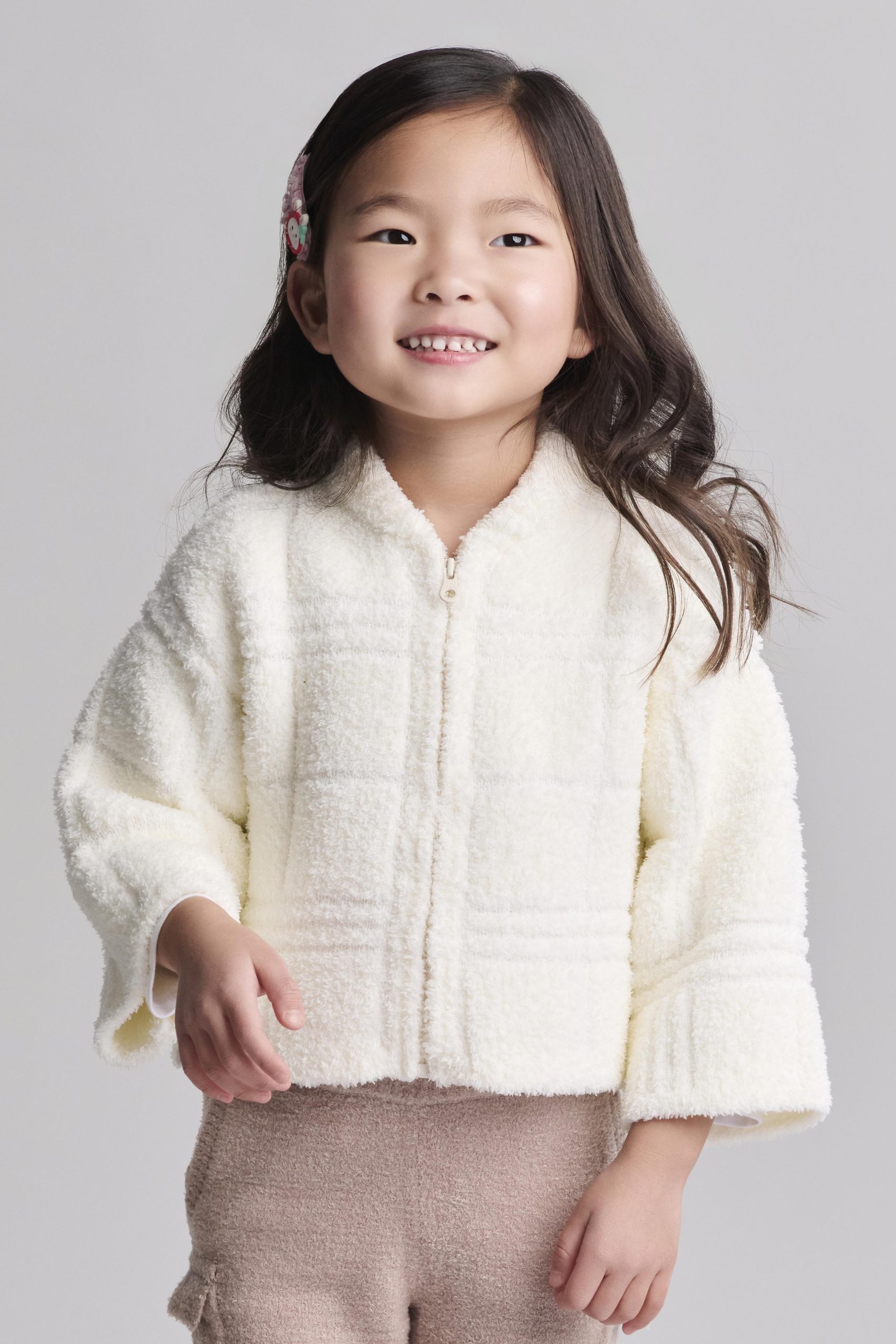 BDKNV25768_Pearl_206