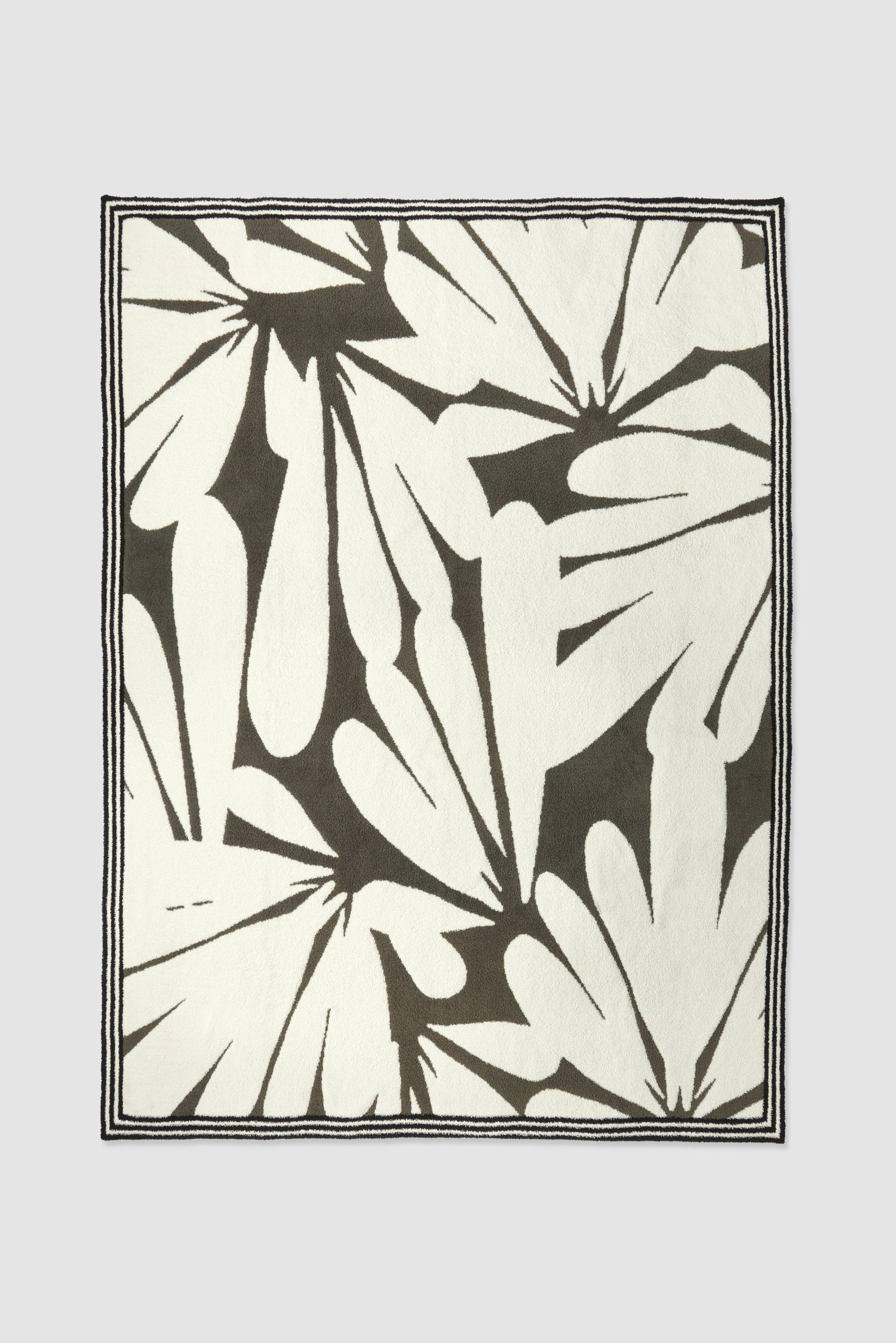 BDHCC25548_KhakiGreen_FRONT_OPEN